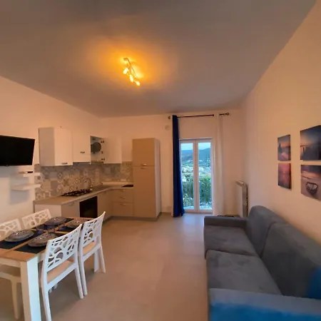 Tramonto Apartment *